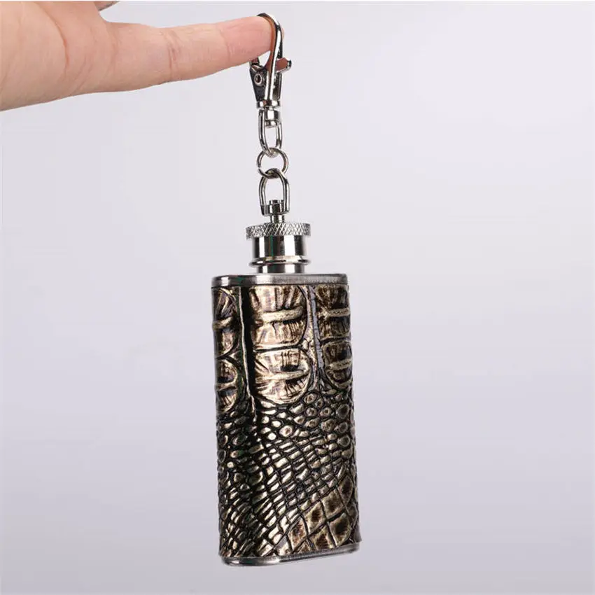 

Portable leather Stainless Steel hip flask with keychain Liquor Whisky Alcohol Drinkware Bottle 1-2oz for party gifts