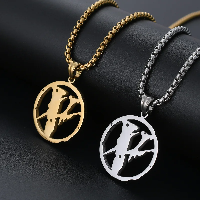 

Fashion Lightning Joint Necklace Titanium steel Does not Fade Men and Women Pendants Wholesale Jewelry Hot Sale