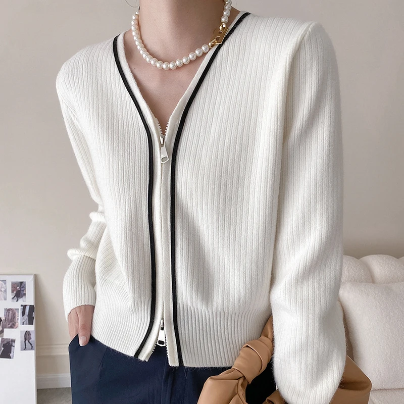 

TWOTWINSTYLE Patchwork Colorblock Sweater For Female V Neck Long Sleeve High Waist Slimming Patchwork Zipper Women's Sweater New