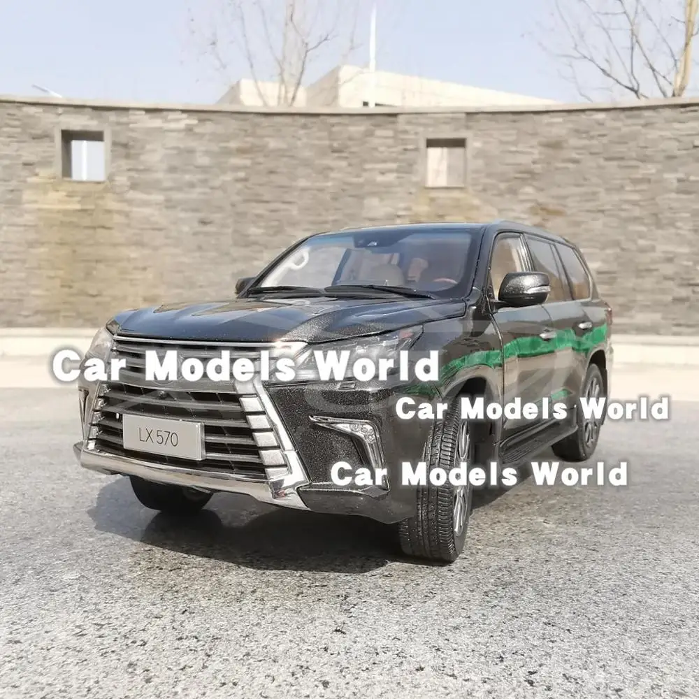 Литая модель автомобиля для LX570 1:18 (черный) + небольшой подарок!|Наземный