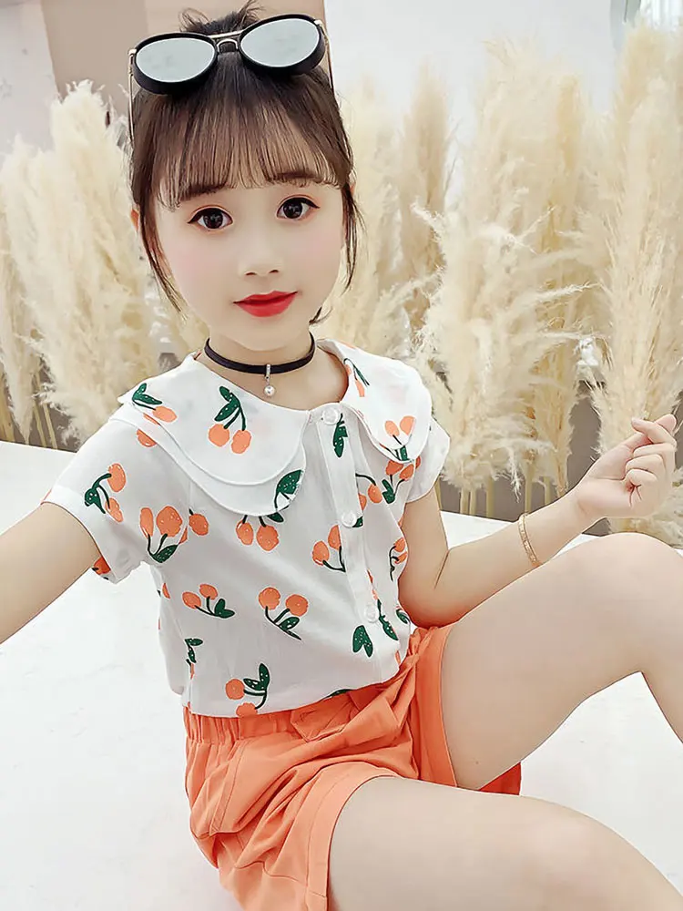 

Комплект детской одежды для девочек, летняя новая стильная одежда для маленьких девочек, футболка с коротким рукавом и цветочным принтом + о...