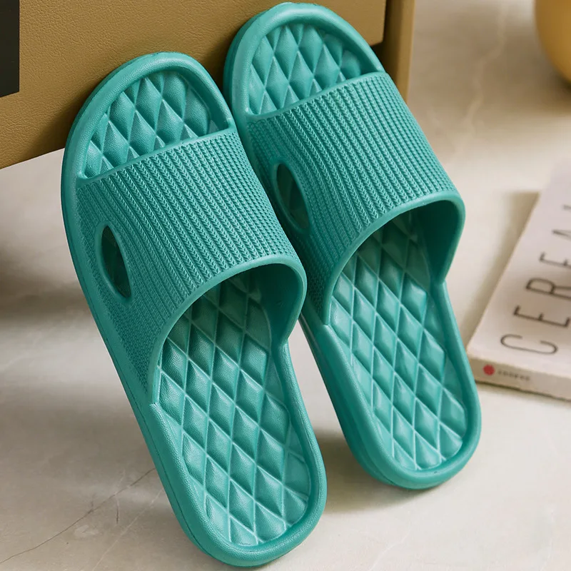 Soft Home Slippers Couple Summer Indoor Skid Proof Bathroom Slippers Sandals Hotel Solid Color Men Women Flip Flops Flat Shoes images - 6