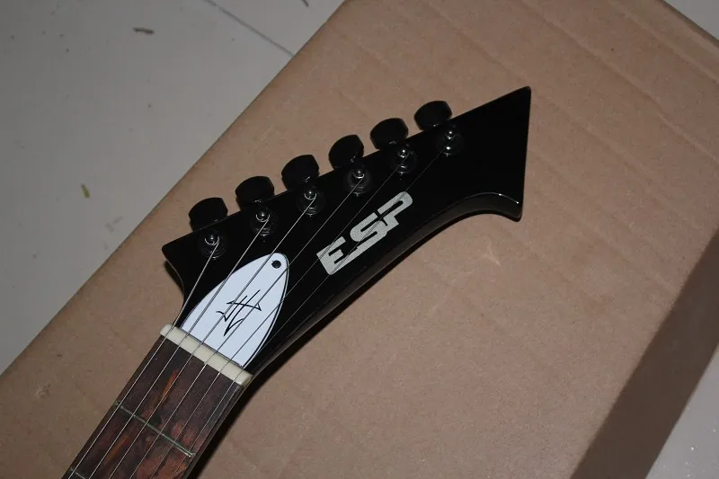 Бесплатная доставка custom shop SNAKEBYTE Джеймса хетфилда черная электрогитара с 9 В