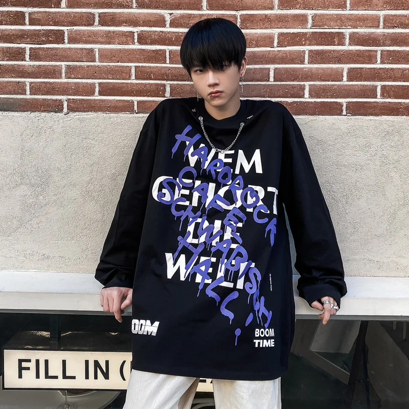 

Hoodies & Sweatshirts