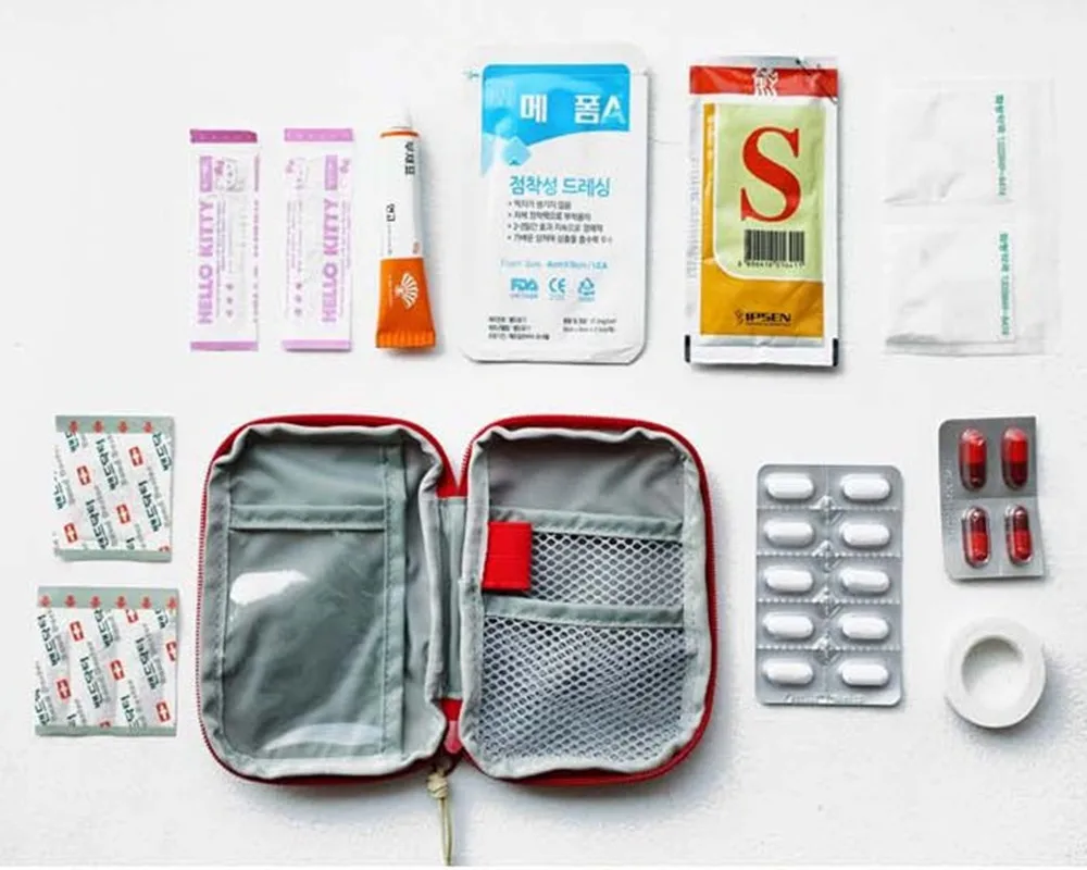 

Empty First Aid Bag Emergency Pouch Travel Medicine Pill Storage Bags Outdoor Survival Organizer Portable Travel Medine Divider