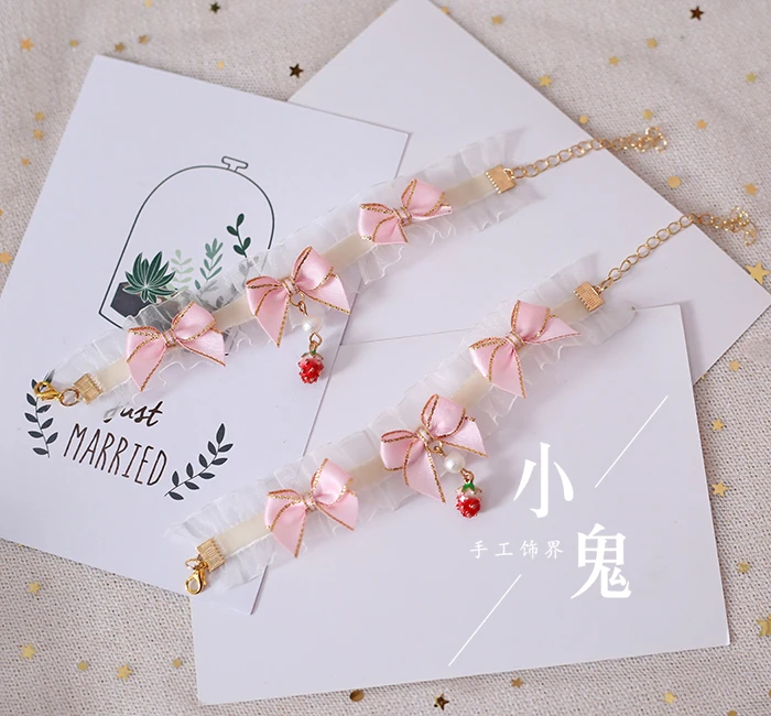 Bracelet pair Ручная работа Лолита клубника производная маленькая полоска для волос kc ожерелье браслет клубника боковой зажим, аксессуар для волос - Цвет: Bracelet pair