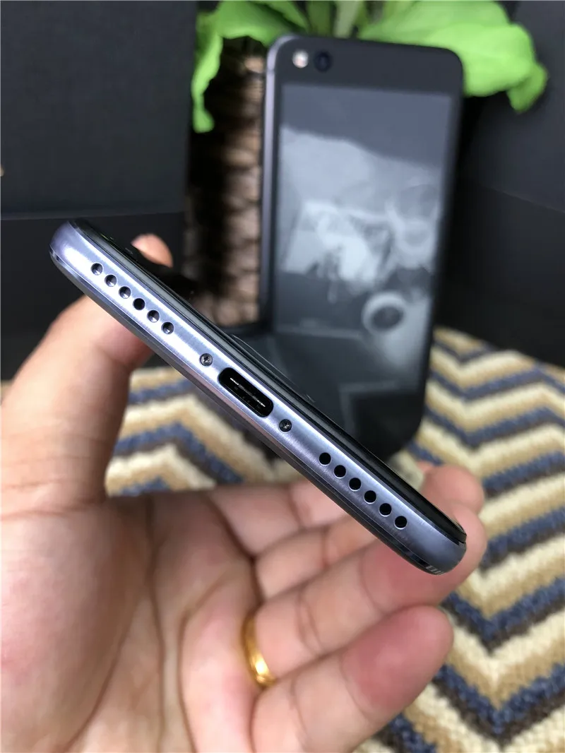 New Original Yota 3 Yotaphone 3 Dual Screen 5.5" Snapdragon 625 Octa Core 4G RAM 128G ROM Android 8.1 Support Play Store