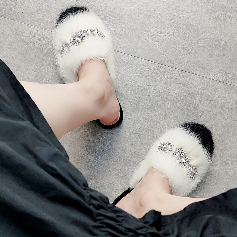 2021 New Round Head Mink Fur Ladies Flat Shoes Ladies Mink Fur Edmame Shoes Fashionable Sweet flat Casual Shoes