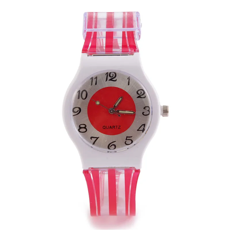 Часы наручные женские кварцевые с резиновым ремешком люксовые повседневные