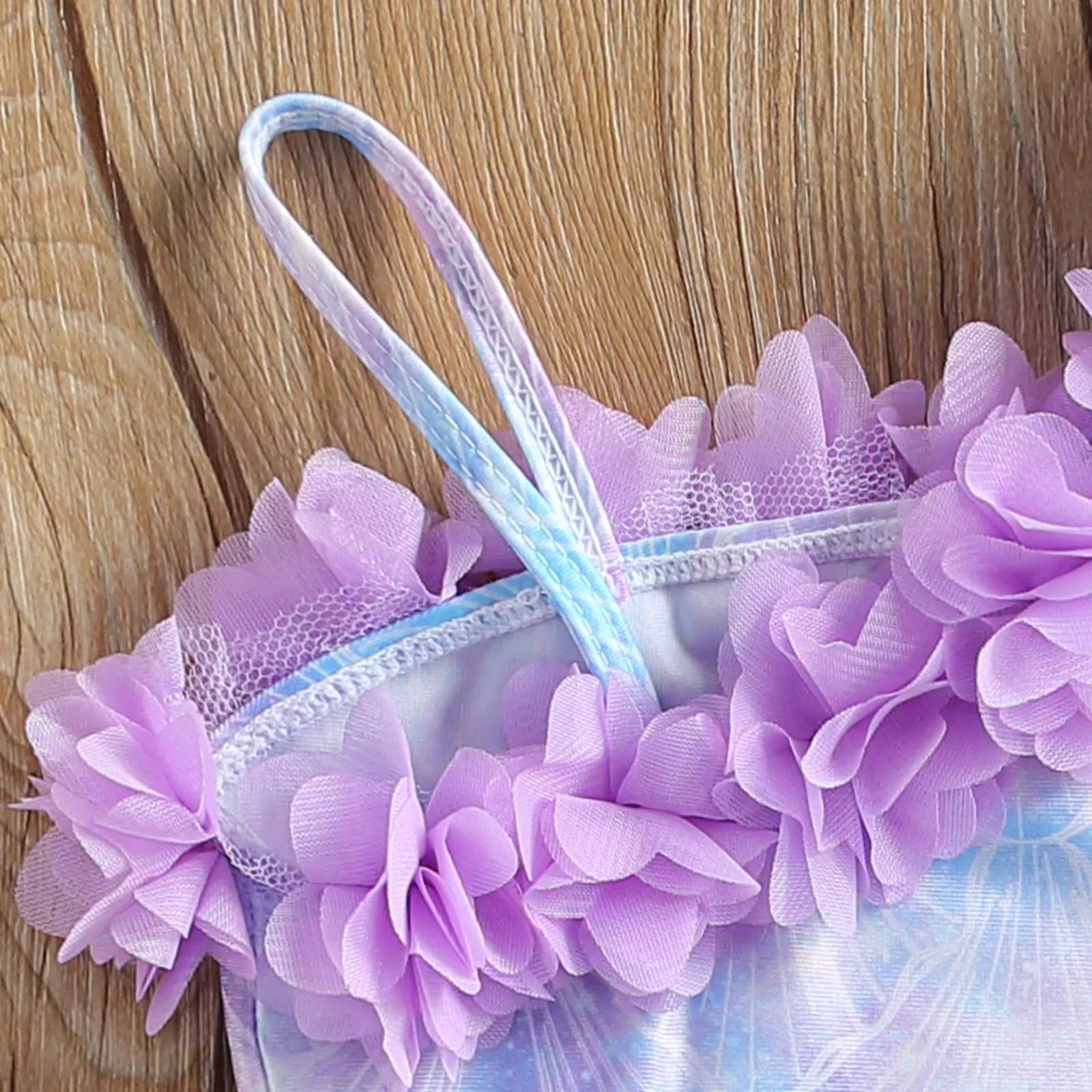 Цельнокроеный купальник для маленьких девочек без рукавов с принтом ракушек