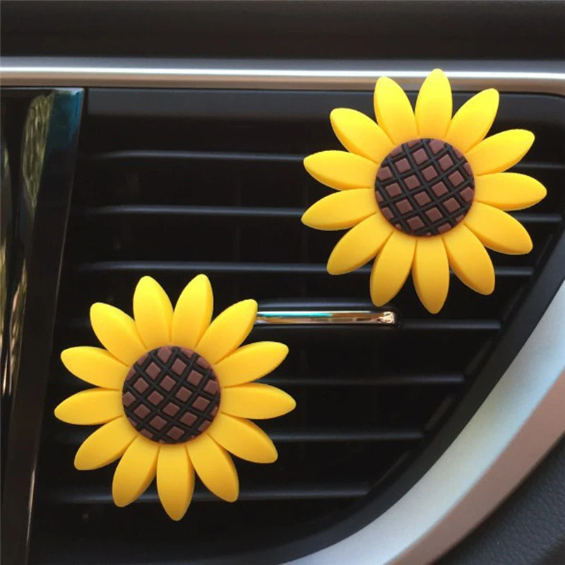 Симпатичные подсолнечника улыбающееся лицо автомобиля воздуха аромат