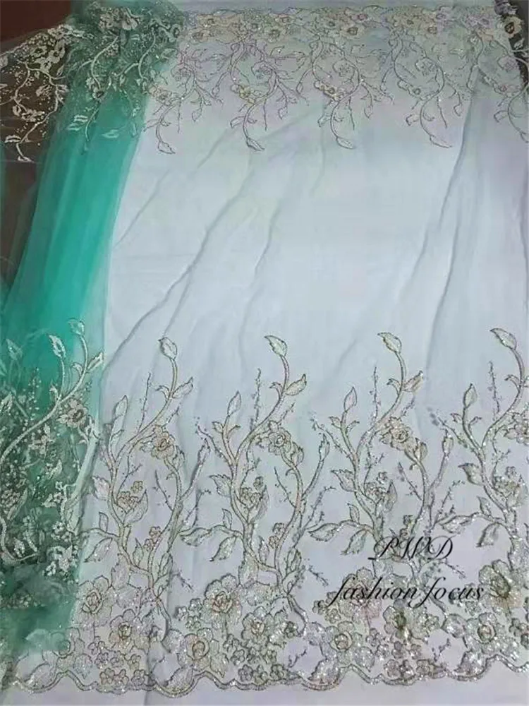 Светло зеленый белый цветок блёстки склеенные блеск французский чистая ткань