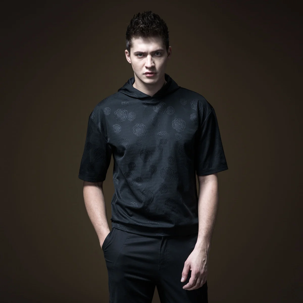 

Pinli 2020 Summer New Hooded Slim Half- Plant Printed Gathered-waist Casual Men Short Sleeve T-shirt Sweater Coat B202211375