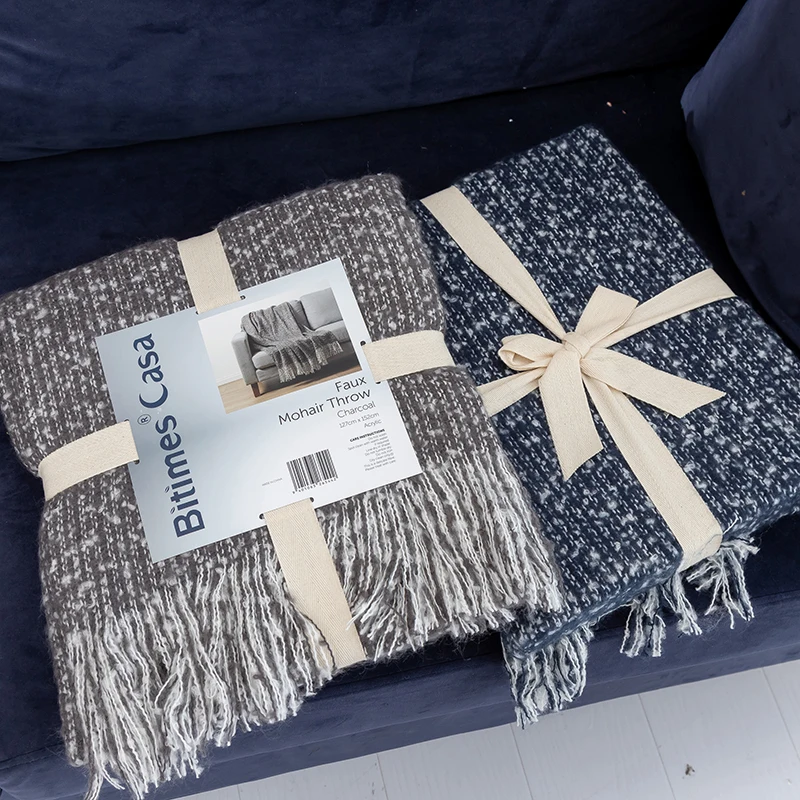 Cozy Mohair Sofa Couch Throw Blanket With Decorative Fringe 50'*60' For Bed Usage Gift Packing Birthday | Дом и сад