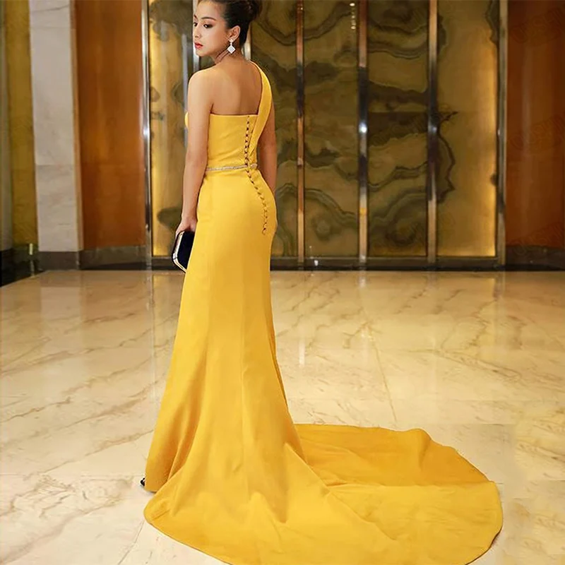 

Elegant Mermaid Evening Dress Party Gowns 2021 One Shoulder Slit Sleeveless Sweep Train Special Occasion Dress