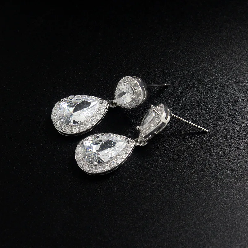 Новое поступление набор женских свадебных украшений с красными фианитами в виде