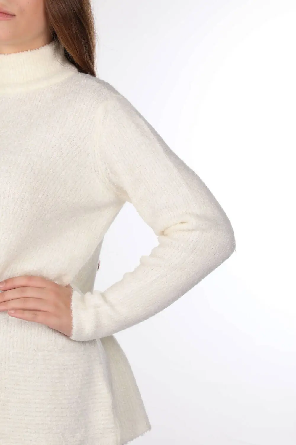 

Balk Yaka Ekru Kazak