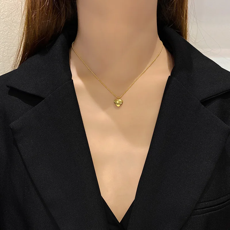 

New simple fashion personality love pendant titanium steel lady necklace