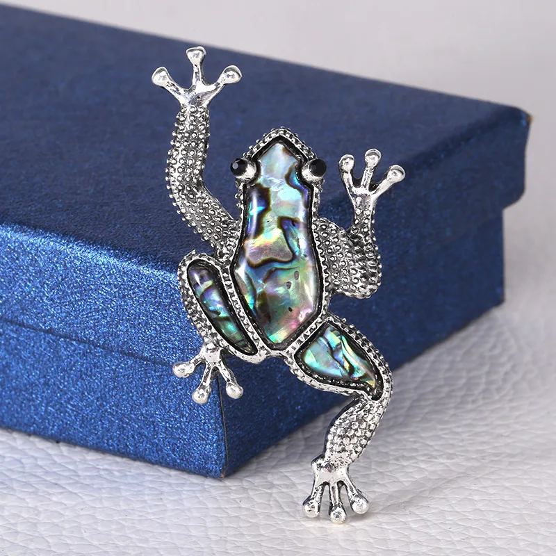 

Punk Female Small Frog Brooch Dainty Silver Color Jewelry Brooches For Women Luxury Black Zircon Pin Dress Coat Accessory