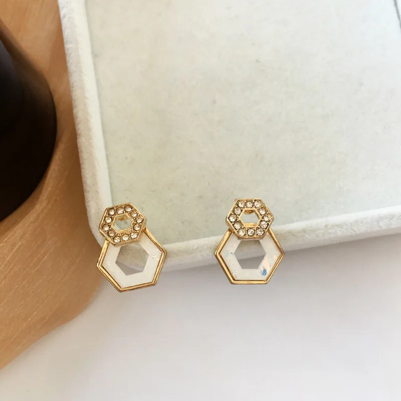 

Beautiful Rhinestone Resin Shiny Earings Studs Polygon Hollow Korean Earings