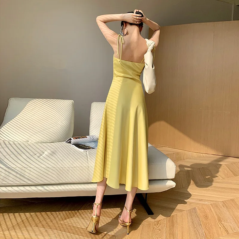 

Satin Dress for Women 2021 Sexy Backless Tie Up Spaghetti Strap Cowl Neck A Line Long Dress Midi Robe Femme Summer Dress
