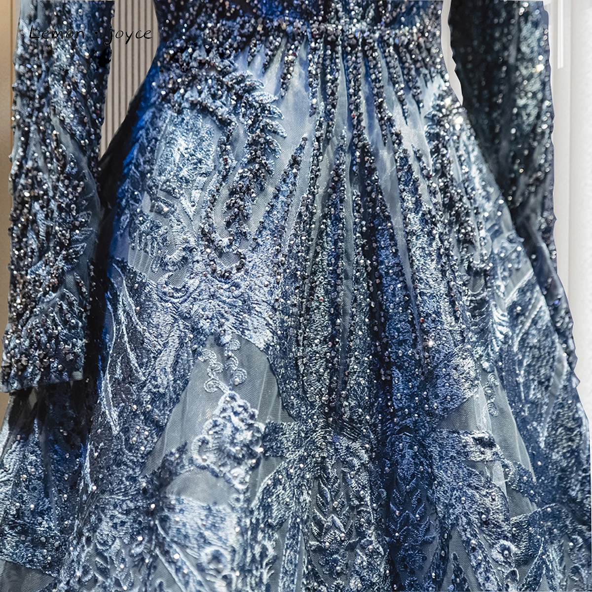 Длинные вечерние платья из Дубая с круглым вырезом и длинными рукавами 2020 |