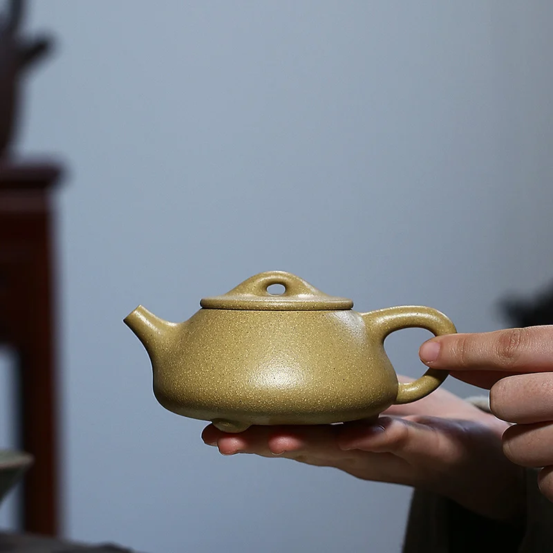 

★Набор чайников из глины фиолетового цвета в оригинальной части чайной руды Huanglongshan шахты shiliuhu от qianglipai group составляет около 190 куб. См