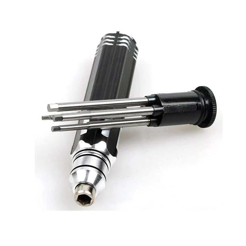 набор инструментов с шестиг