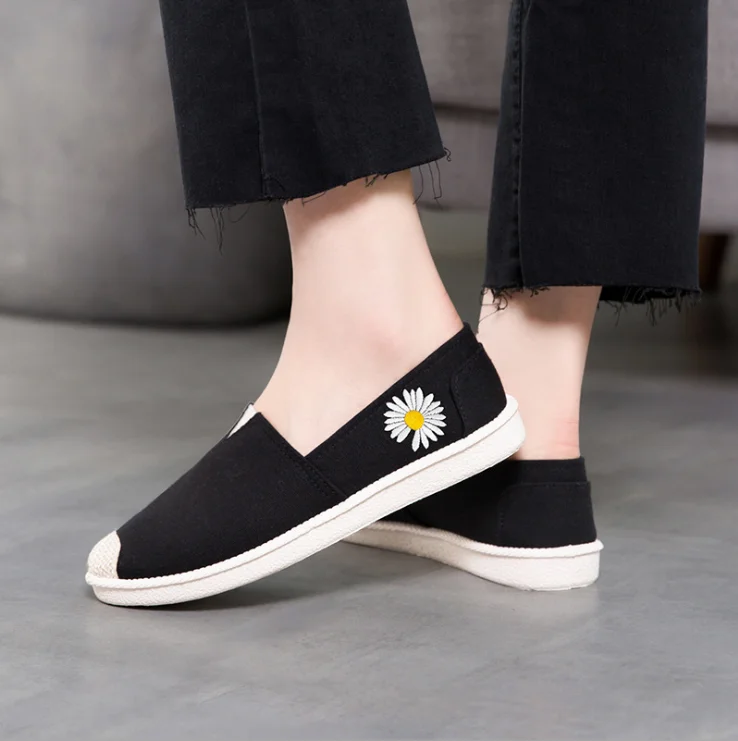 

Autumn New Fisherman shoes Women Flats Casual Loafers Shoes Canvas Hemp Women Shoes Comfortable Beach Shoes