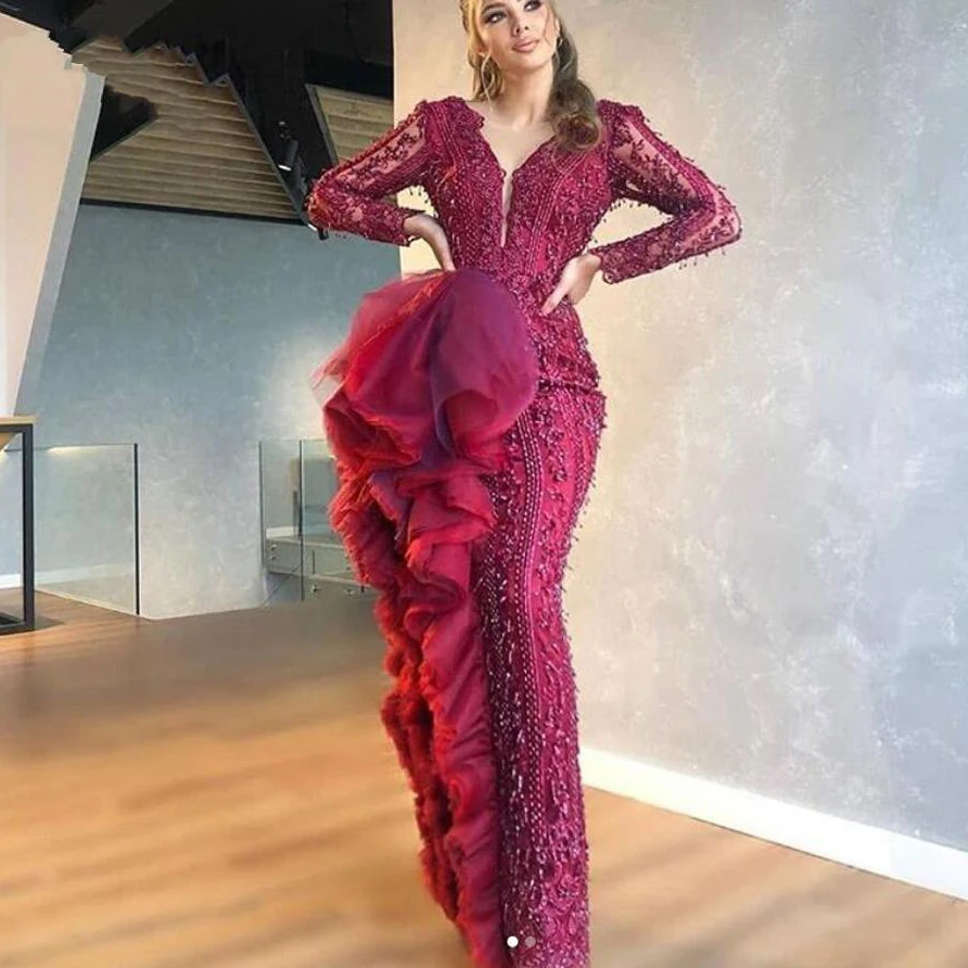 2020 Luxury Burgundy Beaded Mermaid Prom Dresses Lace Appliqued Deep V Neck Evening Gowns Plus Size Formal Party Pageant Wear