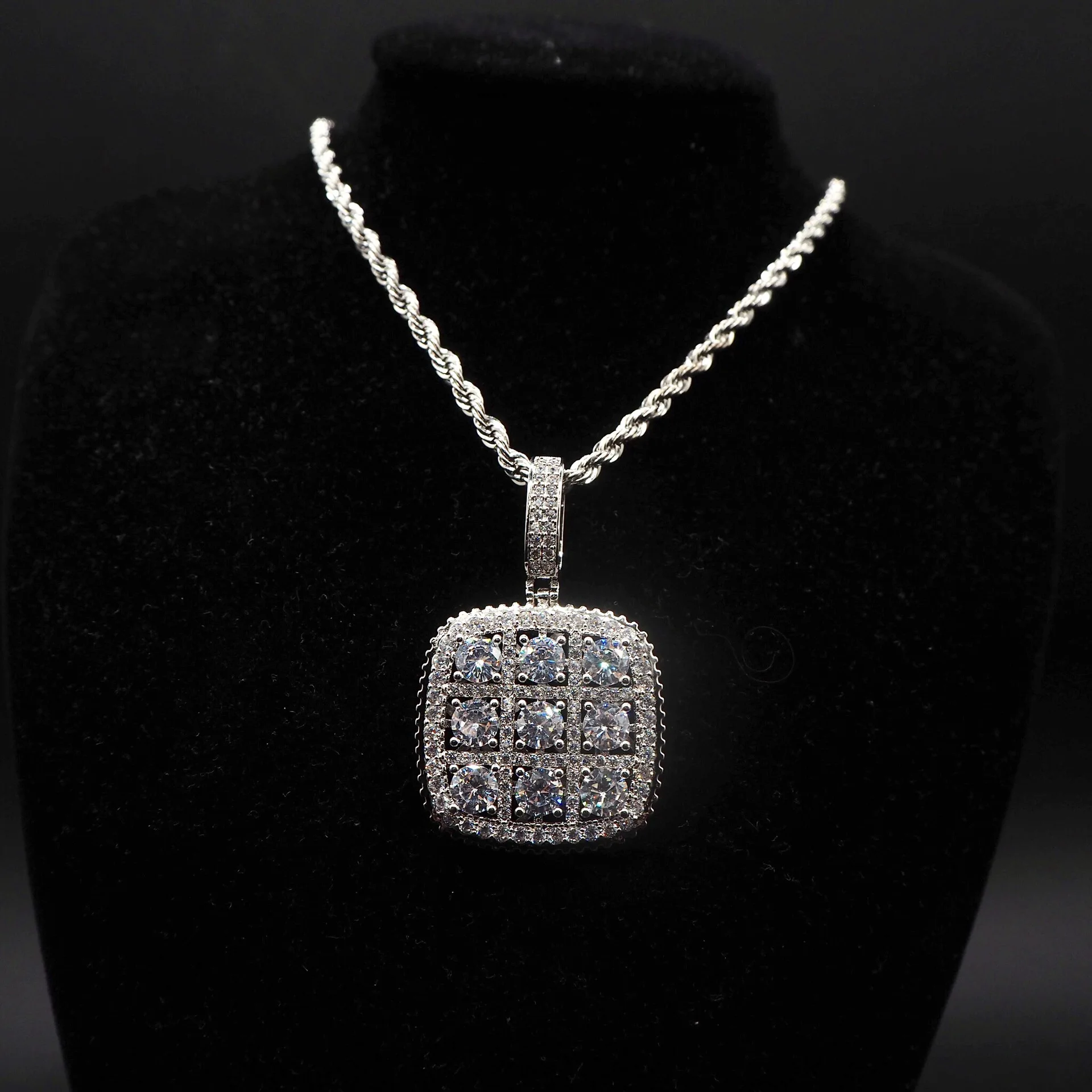 Модное блестящее ожерелье с квадратным кулоном в стиле милитари изящное мужское