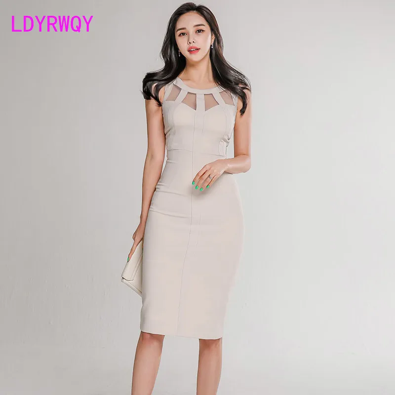 

2020 summer dress new Korean version of the ladies' temperament slim stitching mesh gauze bag hip slim fashion dress