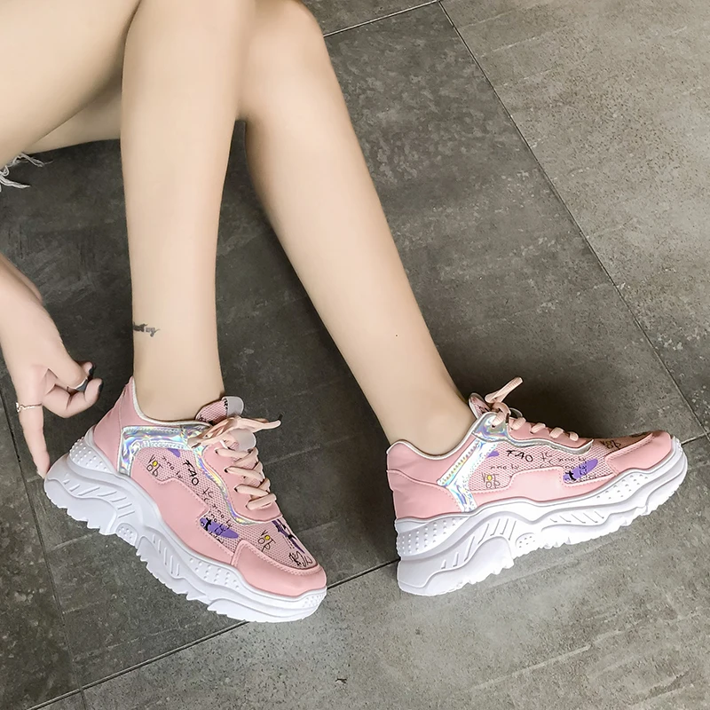 Женские кроссовки на платформе сетчатые шнуровке повседневная весенняя обувь