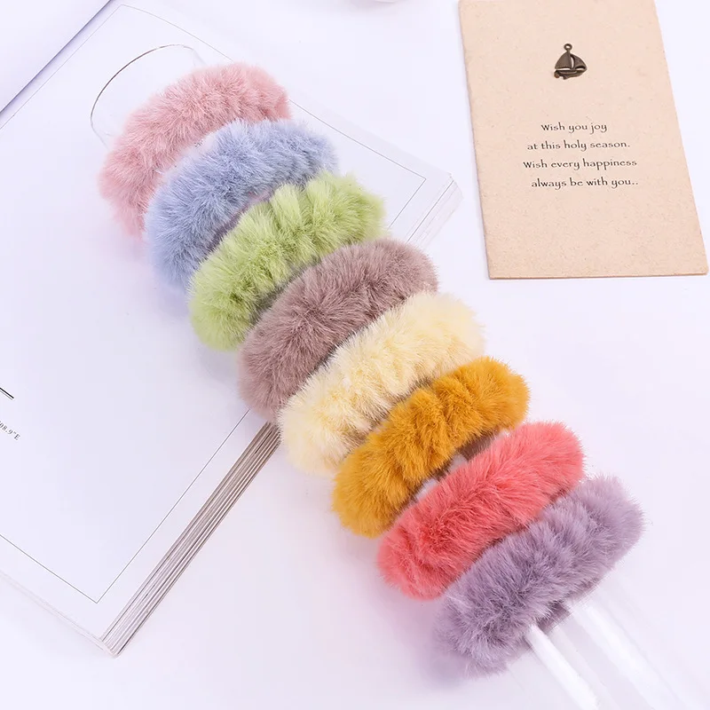

New Autumn and Winter Plush Hair Ring High Stretch Flannel Hair Ball Hair Rope Flower Cute Small Fresh Rubber Band