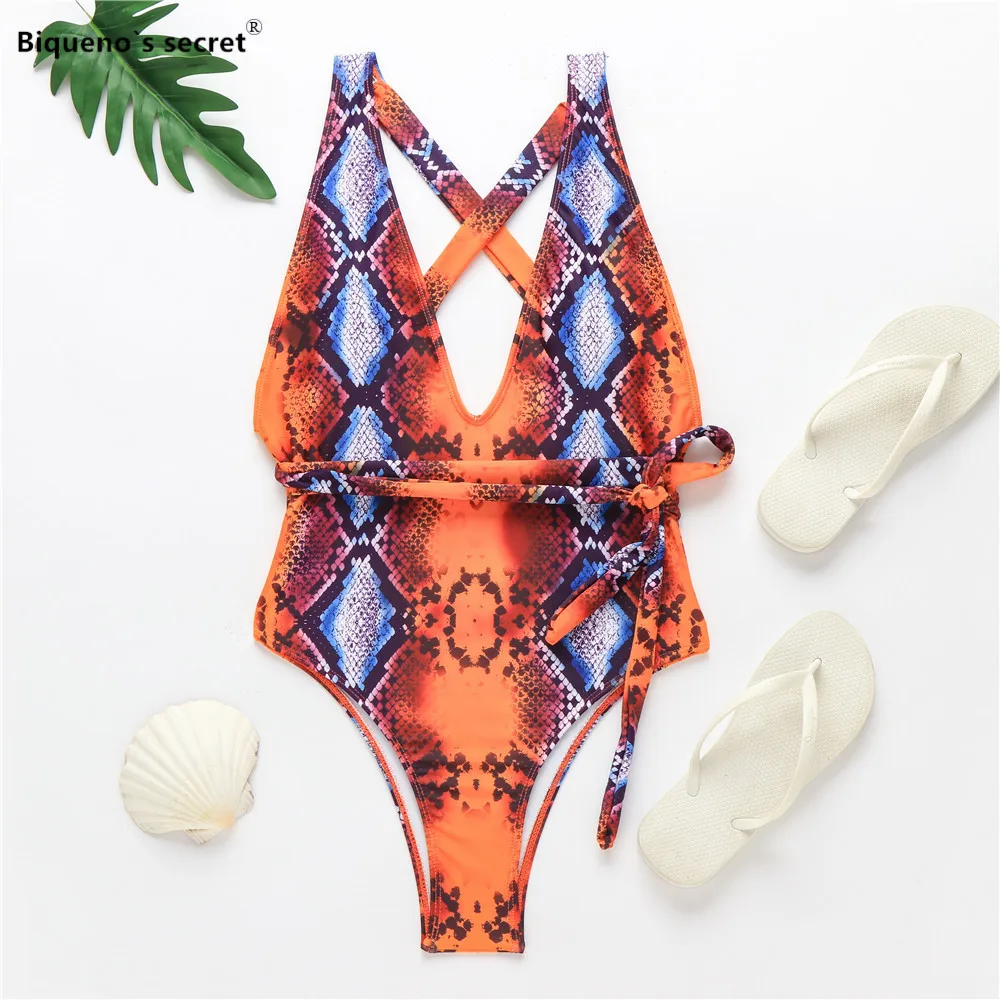 Купальники женские змеиные слитные с глубоким V-образным вырезом и поясом 2020 |