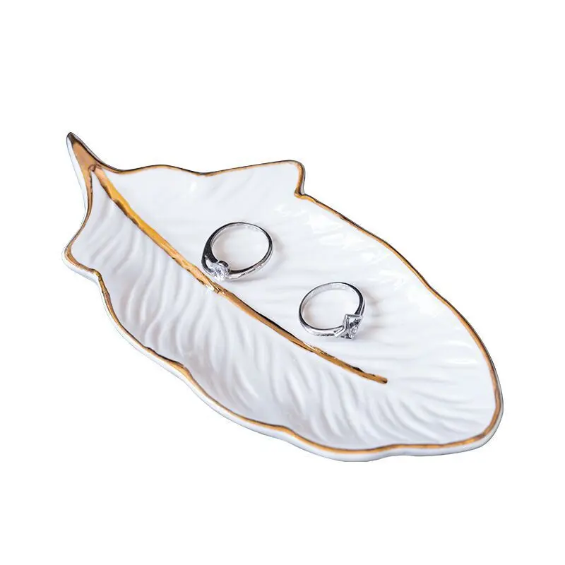 

Ceramic Feather Plate Jewelry Dish Nordic Ins Style Home Wedding Decoration Storage dish Snack