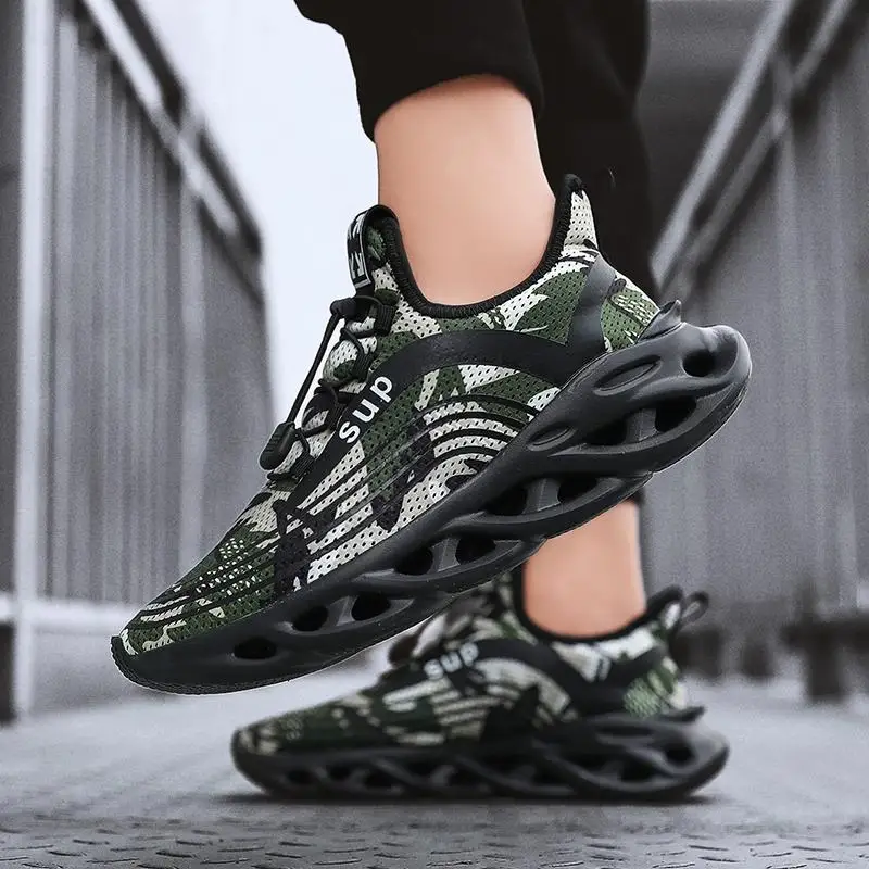 

INS Hot Youth Gym Shoes Men Sneakers Breathable Comfortable Running Shoes Man Blade Bottom Sports Shoes for Male Runway Shoes