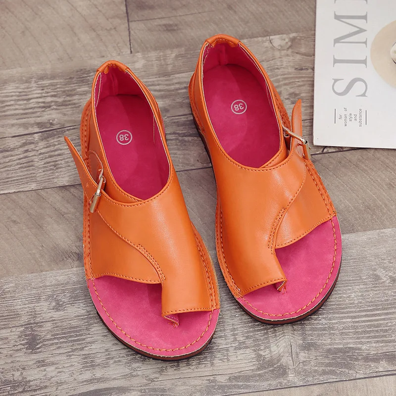 

England solid color clip toe buckle flat sandals women leather open-toed sandals Roman flat shoes new design buckle summer beach