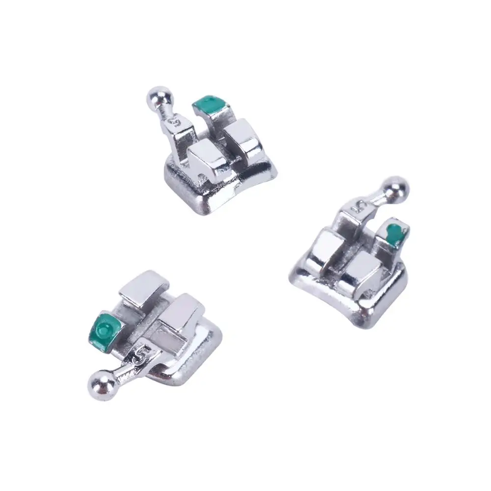 Рисунок 5 - зубные скобы AZDENT