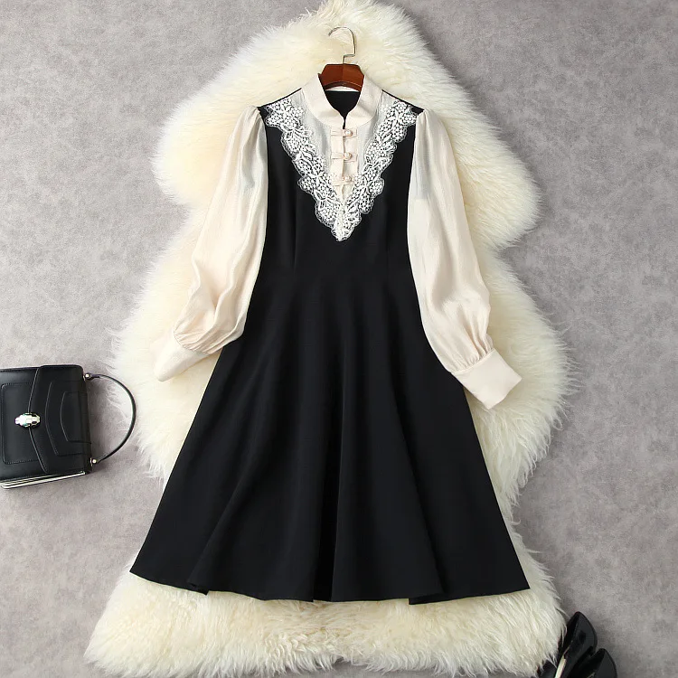 

European and American women's wear spring 2022 new Long sleeve lantern sleeve Fashionable lace patchwork dress