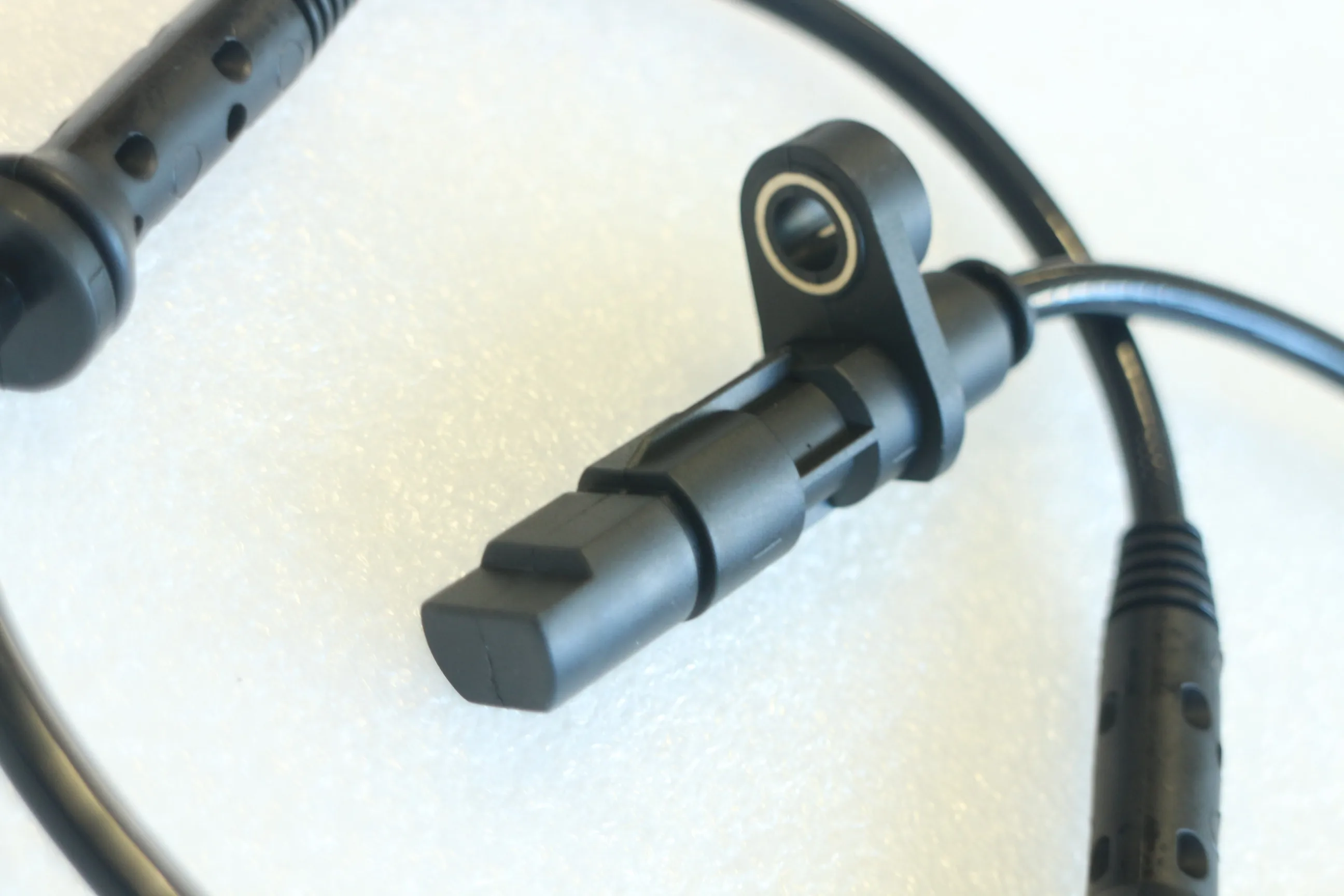 1x задний датчик ABS подходит для 1999-2003 BMW E39 520i 2L 523i 525i 528i 535i 540i