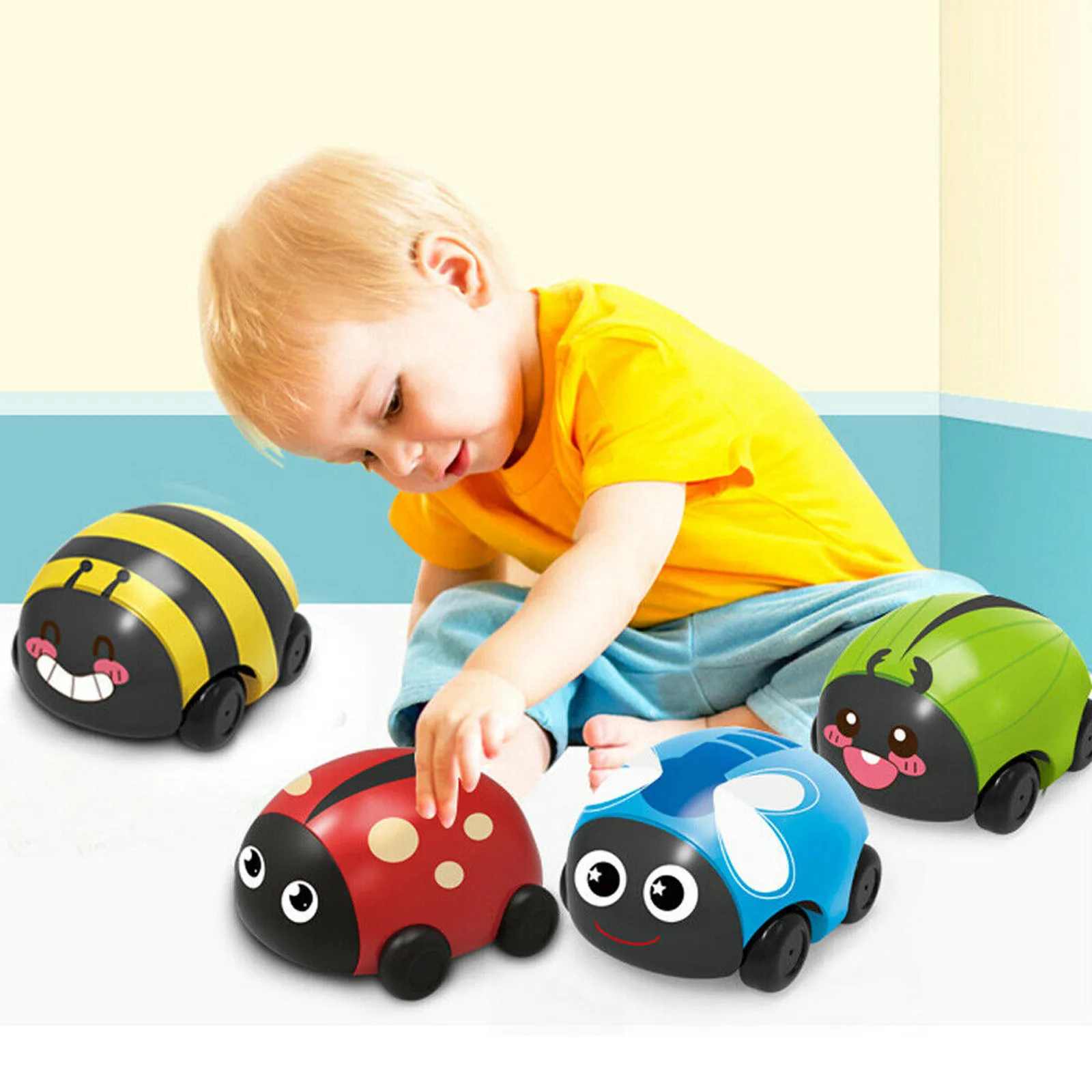 

1PCS Children's Cartoon Cute Plastic Insect Pull Back Truck Children's Toy