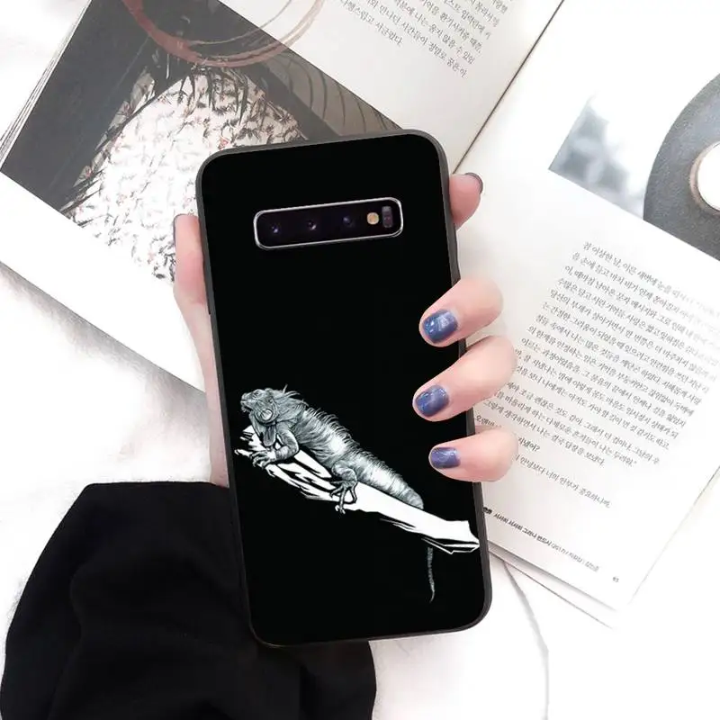 

Black And White Art Animal Phone Case Black Cover For Samsung S5 6 6Edge 7 8 9 10 10Lite 10Plus 20 20lite 20Ultra Cases