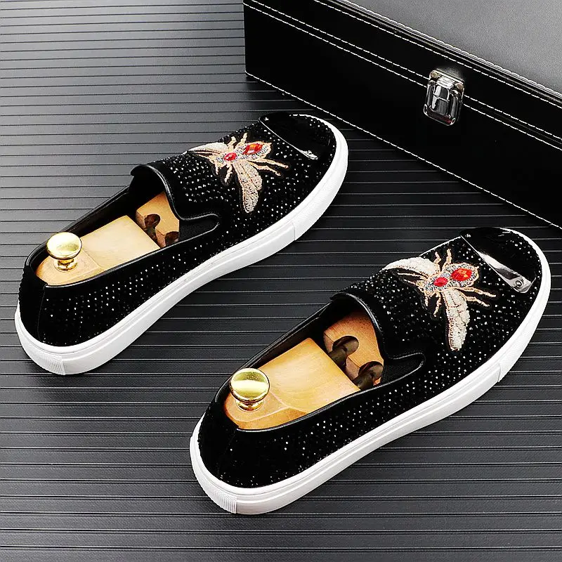 Новые мужские модные замшевые высокие сапоги с вышивкой Стразы пчелы лёгкие