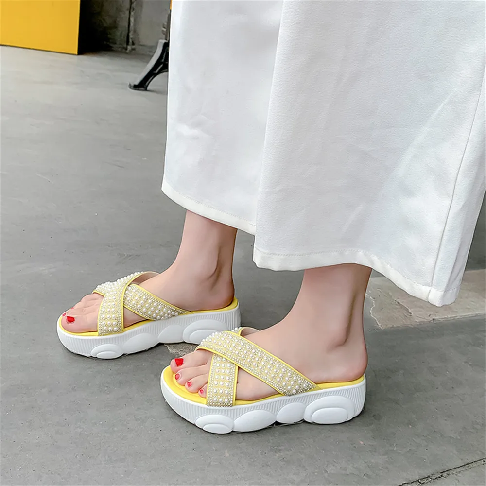 

Drestrive Women's Slippers 2020 Summer Fashion Girls Sandals Flats Beaded Platform PU Leather Big Size 46 Black Round Toe