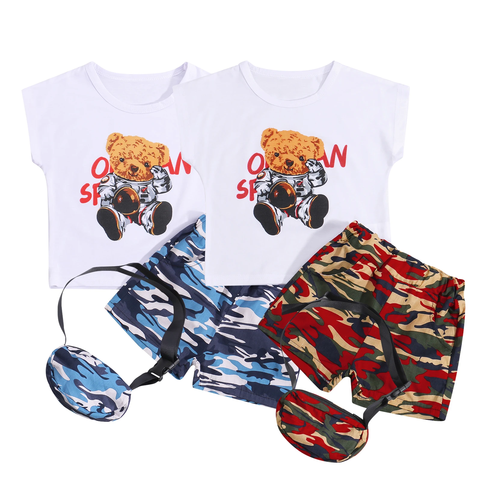 

Комплект летней одежды для мальчиков, жилет без рукавов с О-образным вырезом и принтом медведя, камуфляжные шорты, сумка-мессенджер, повседн...