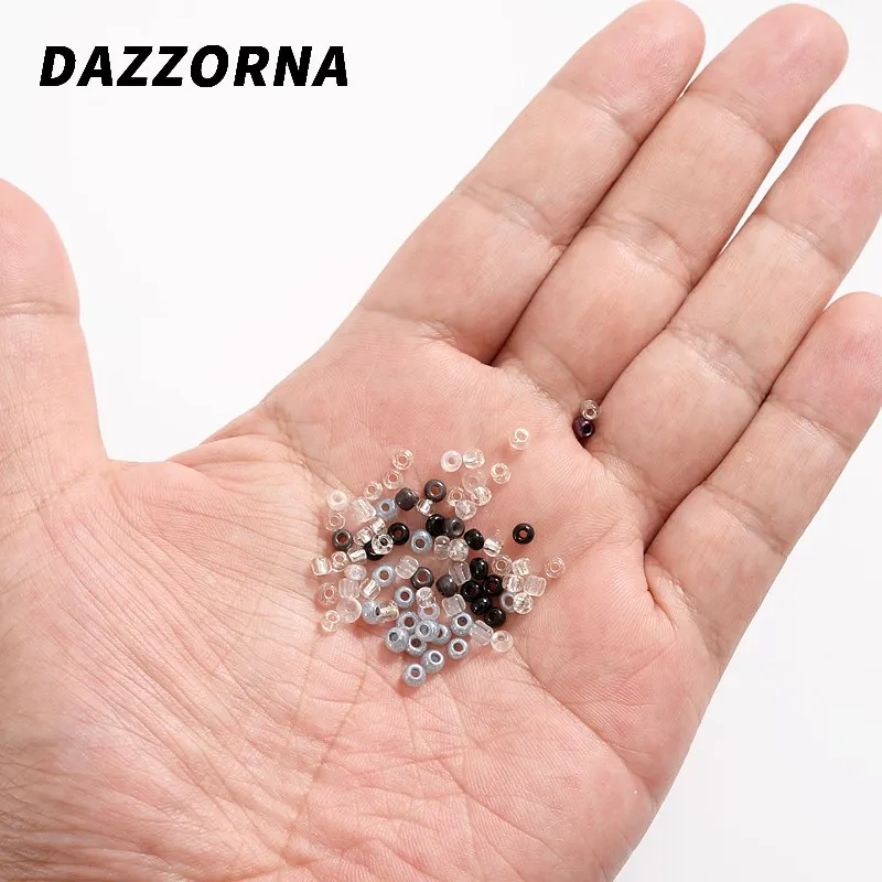 

New 3600Pcs Czech Gradient Black White Color Glass Seed Beads 3mm Round Crystal Loose Beads For DIY Bracelet Jewelry Accessories