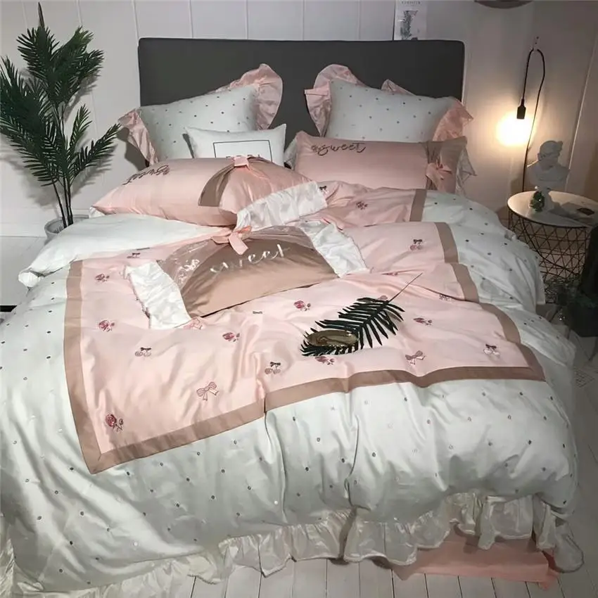 

Egyptian Cotton Soft Bed sheet set White Pink Princess Bedding Set Queen King size Oriental Embroidery Duvet Cover Bedclothes