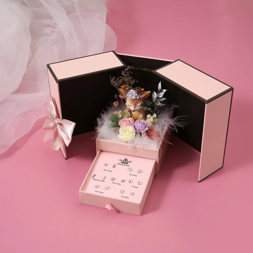 Eternal Flower Gift Box Forest Fawn Creative Simulation Floaral Art Carnation Soap LED Night Light Hardcover | Дом и сад