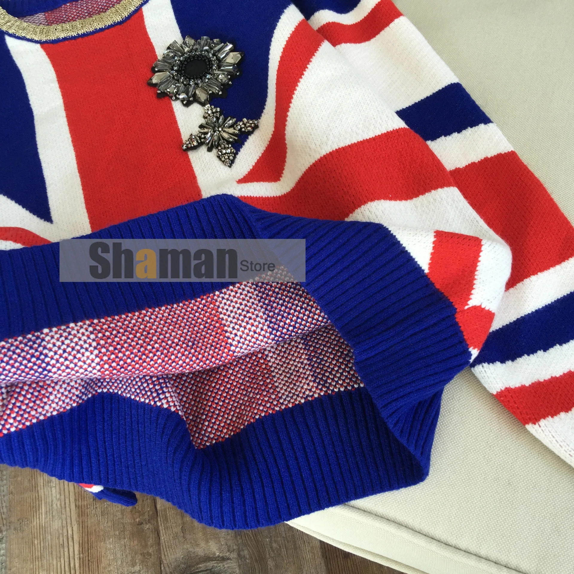 

luxury designer 2021 spring Shoulder Heavy Industry Beaded Badge Gold Thread round Neck Union Flag Sweater jumpers Pullovers
